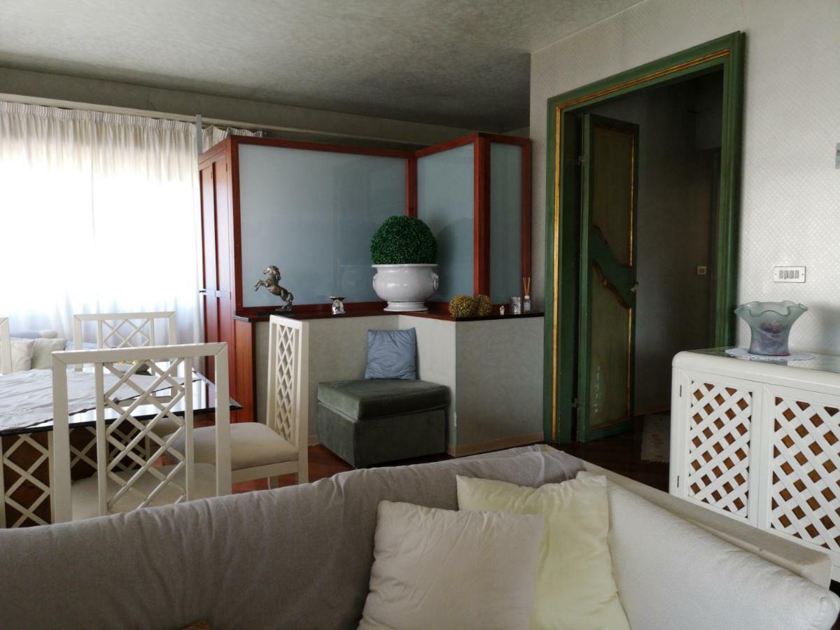 Ferienwohnung La Terrazza Di Jenny Palermo Exterior foto